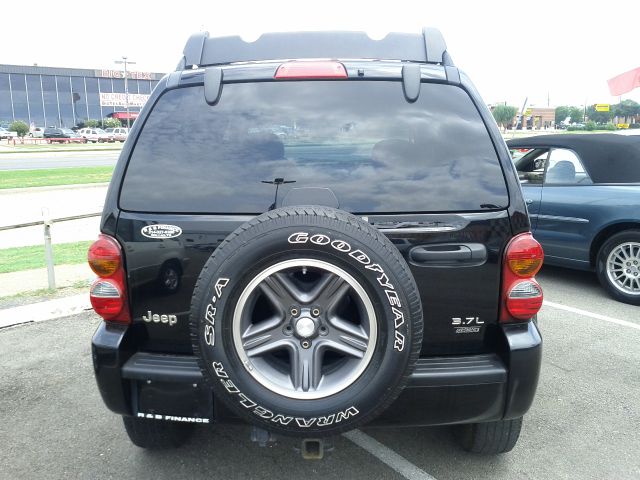 2004 Jeep Liberty Lariat Crew Cab 2WD Super Duty