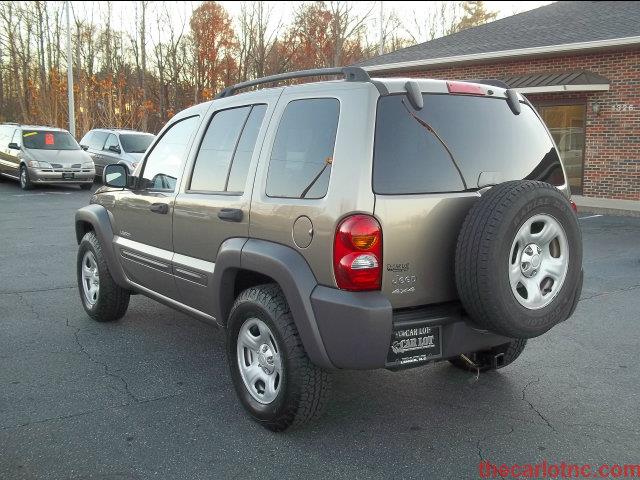 2004 Jeep Liberty Elk Conversion Van