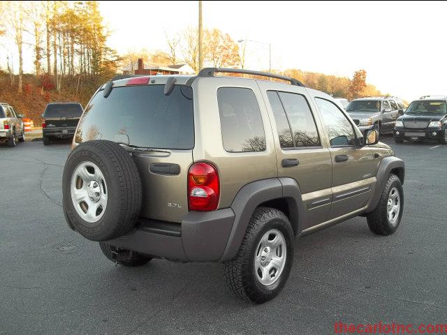 2004 Jeep Liberty Elk Conversion Van