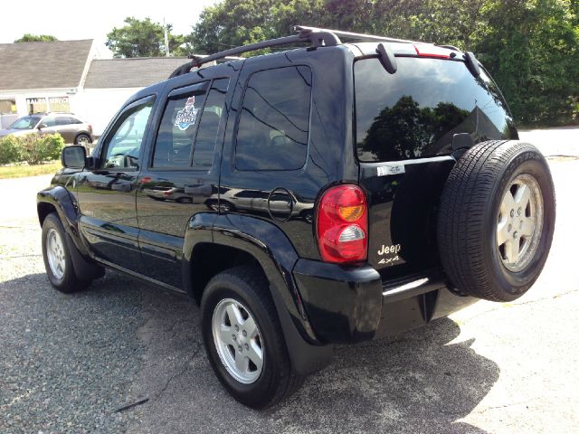 2004 Jeep Liberty Super