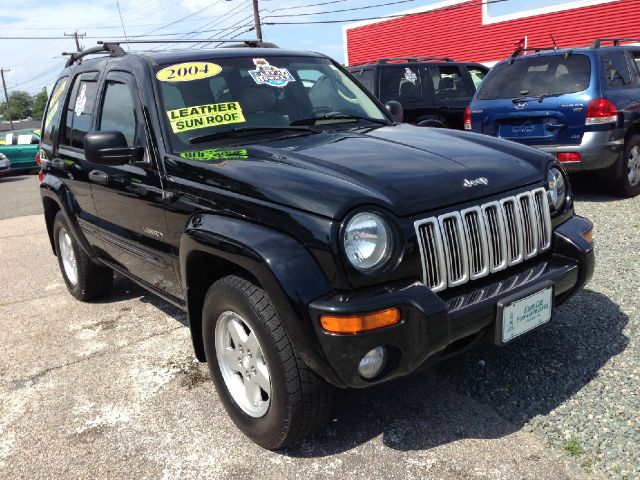 2004 Jeep Liberty Super