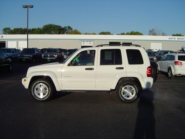 2004 Jeep Liberty Super