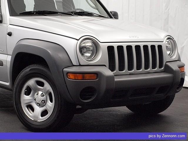 2004 Jeep Liberty Bucket