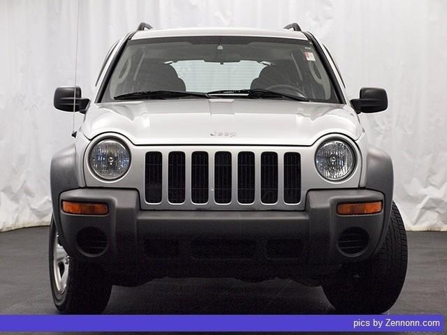 2004 Jeep Liberty Bucket