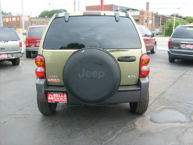 2004 Jeep Liberty Extended Cab V8 LT W/1lt