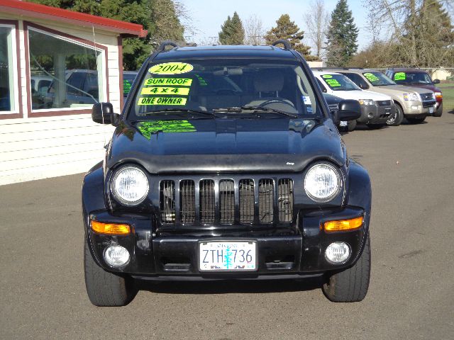 2004 Jeep Liberty SLT 25