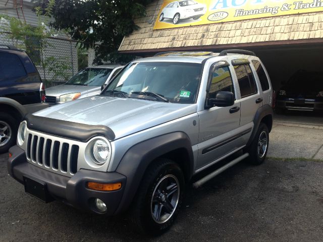 2004 Jeep Liberty LT Tv-dvdleathersunroof3rowcarfax Available