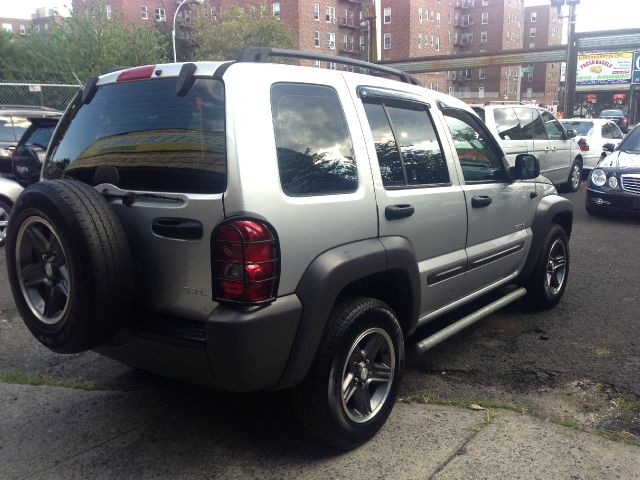 2004 Jeep Liberty LT Tv-dvdleathersunroof3rowcarfax Available