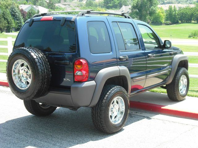 2004 Jeep Liberty Elk Conversion Van