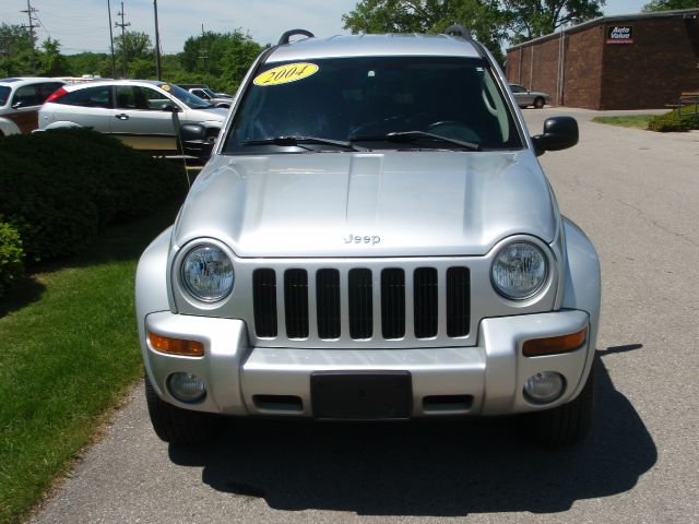 2004 Jeep Liberty Super