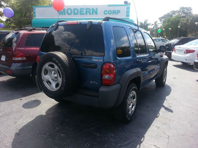 2004 Jeep Liberty Elk Conversion Van