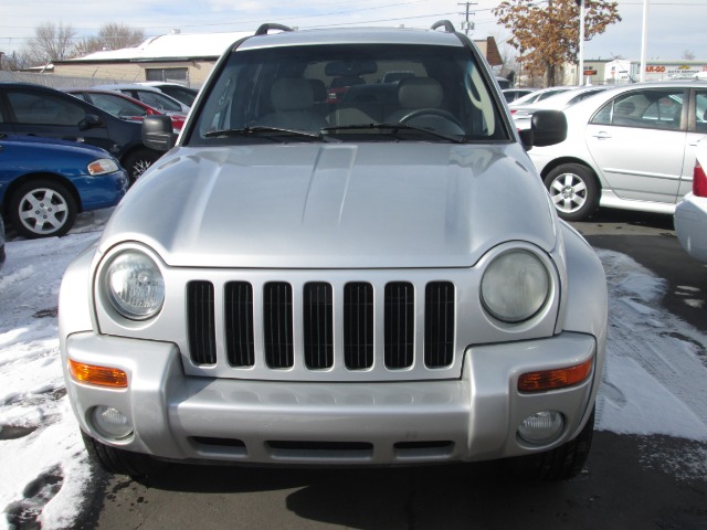 2004 Jeep Liberty Super