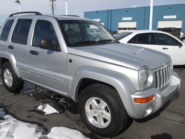 2004 Jeep Liberty Super