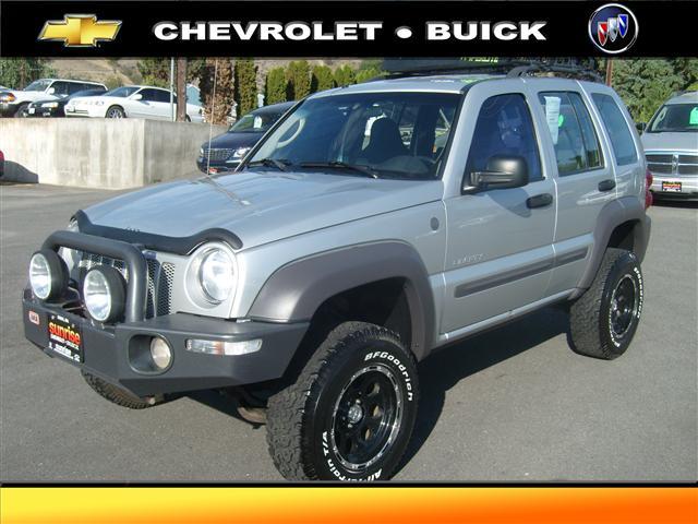 2004 Jeep Liberty 2 Dr SC2 Coupe