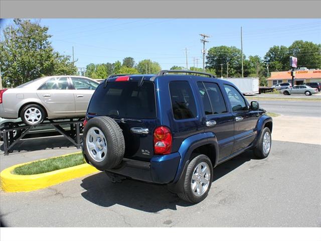 2004 Jeep Liberty Unknown