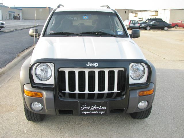 2004 Jeep Liberty Extended Cab V8 LT W/1lt