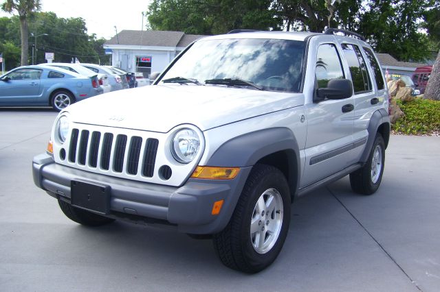 2005 Jeep Liberty Elk Conversion Van