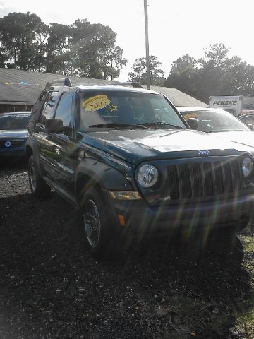 2005 Jeep Liberty Lariat Crew Cab 2WD Super Duty