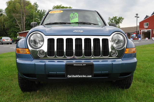 2005 Jeep Liberty Super