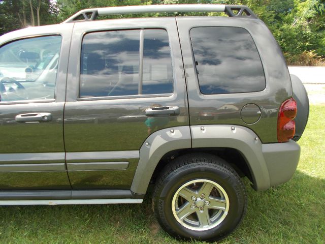 2005 Jeep Liberty Extended Sport Util 4D