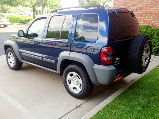 2005 Jeep Liberty Elk Conversion Van