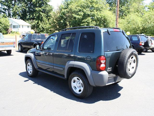 2005 Jeep Liberty Elk Conversion Van