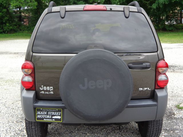 2005 Jeep Liberty Elk Conversion Van