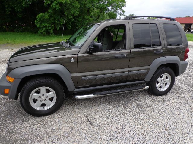 2005 Jeep Liberty Elk Conversion Van