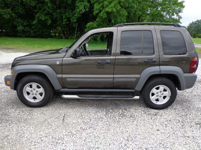 2005 Jeep Liberty Elk Conversion Van