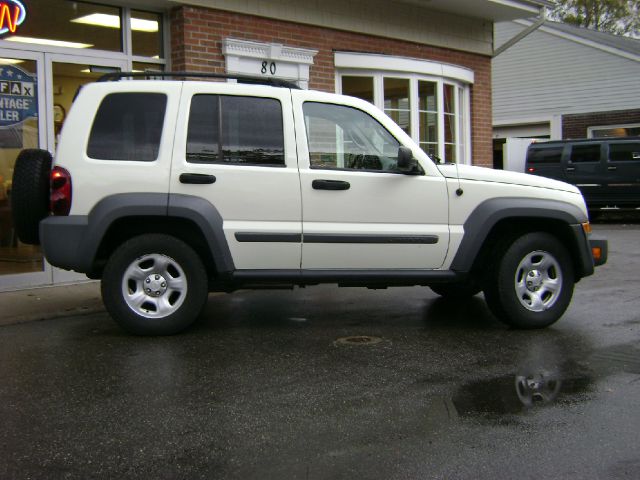 2005 Jeep Liberty Elk Conversion Van