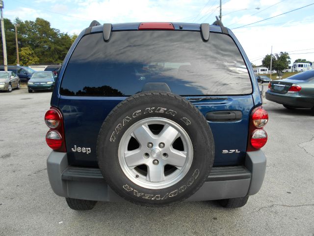 2005 Jeep Liberty Extended Cab V8 LT W/1lt