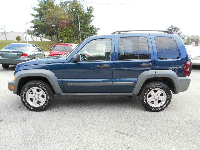 2005 Jeep Liberty Extended Cab V8 LT W/1lt