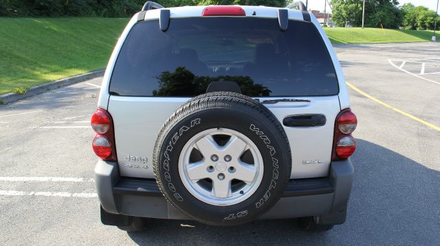 2005 Jeep Liberty Elk Conversion Van