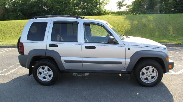 2005 Jeep Liberty Elk Conversion Van