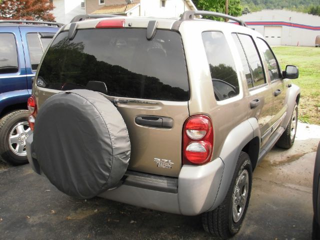 2005 Jeep Liberty Elk Conversion Van