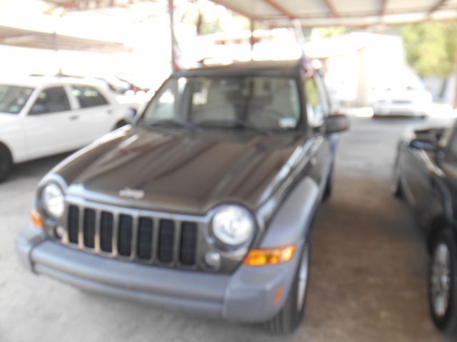 2005 Jeep Liberty Elk Conversion Van