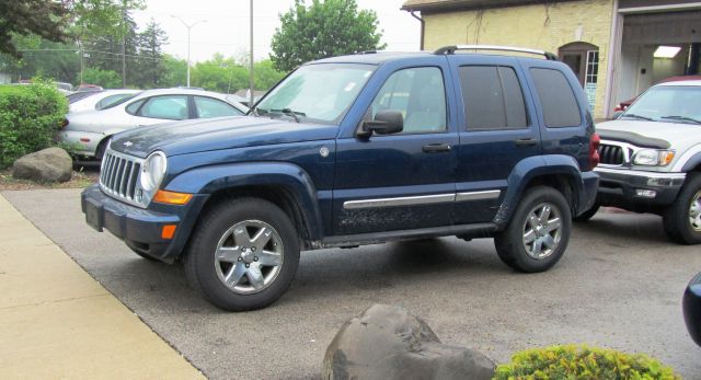 2005 Jeep Liberty Super