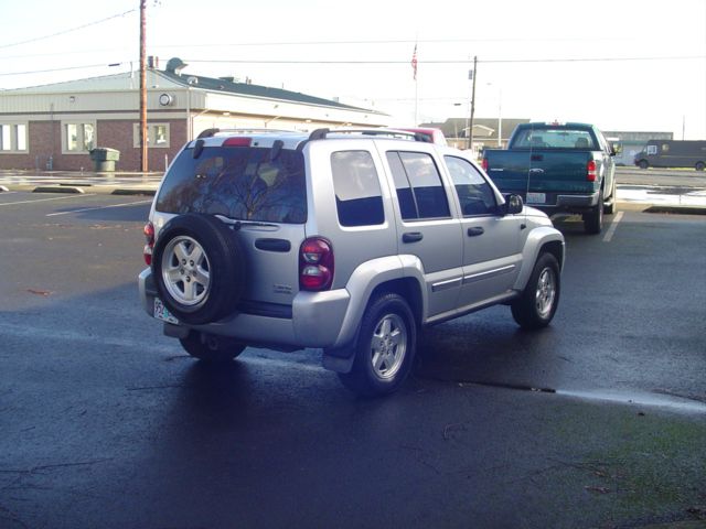 2005 Jeep Liberty 3.6L V6 ABS Traction Control Bluetooth