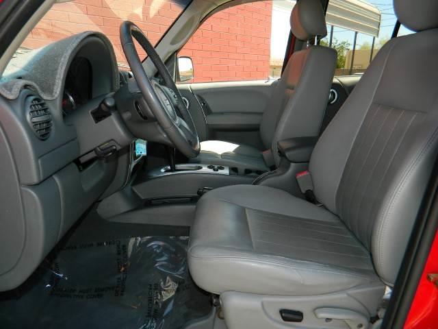 2005 Jeep Liberty 1LT Hit The Road Package