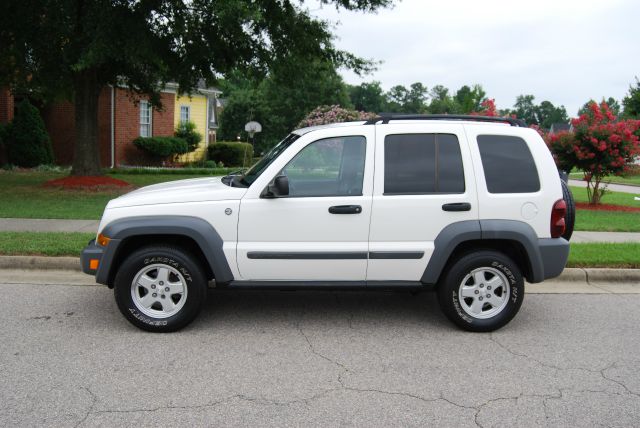 2005 Jeep Liberty Elk Conversion Van