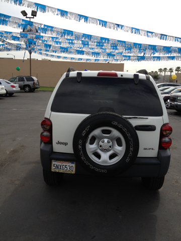 2005 Jeep Liberty Extended Cab V8 LT W/1lt