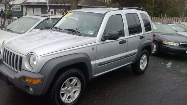 2005 Jeep Liberty 2WD Ext Cab 125.9 SL