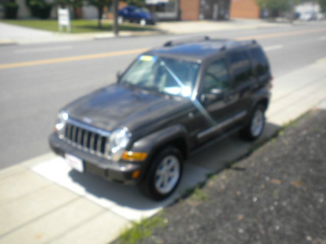 2005 Jeep Liberty Super