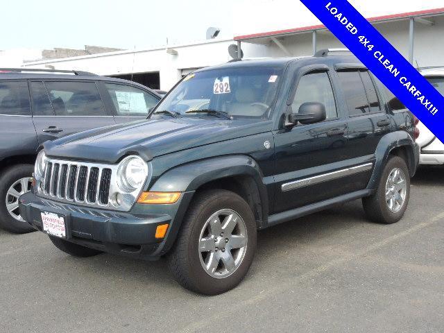 2005 Jeep Liberty SLT 25