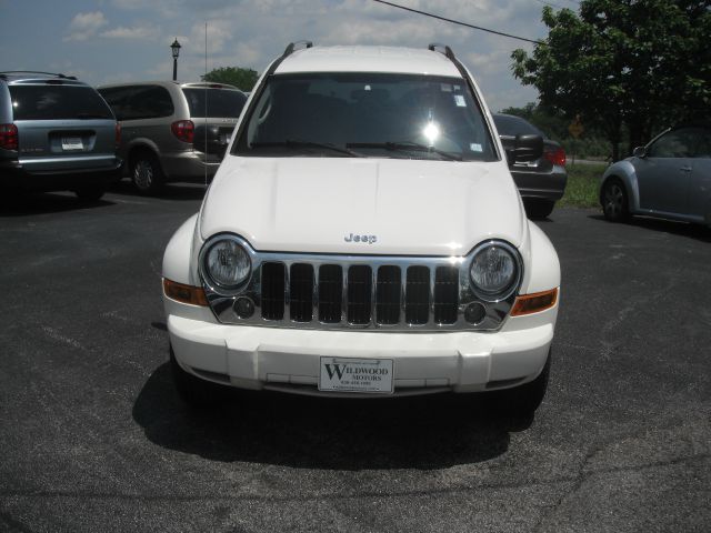 2005 Jeep Liberty Super