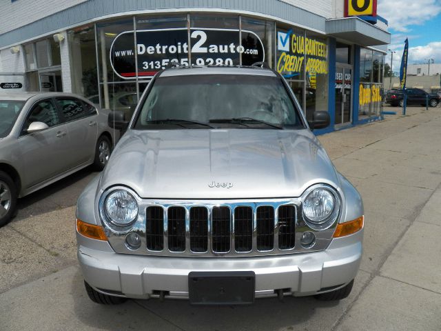 2005 Jeep Liberty Super