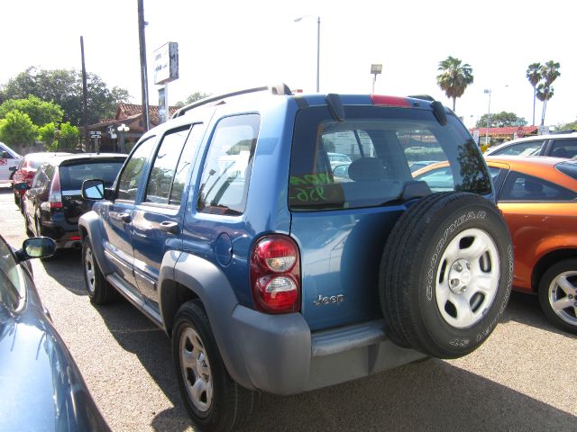 2005 Jeep Liberty Extended Cab V8 LT W/1lt