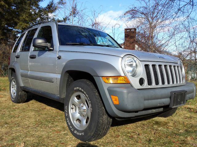 2005 Jeep Liberty Elk Conversion Van