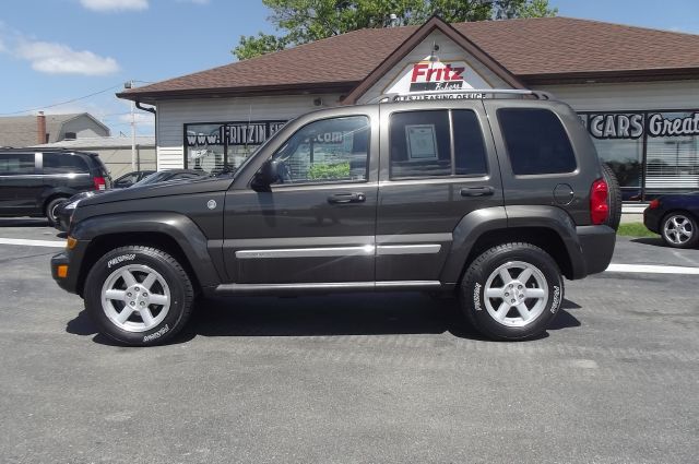 2005 Jeep Liberty Super