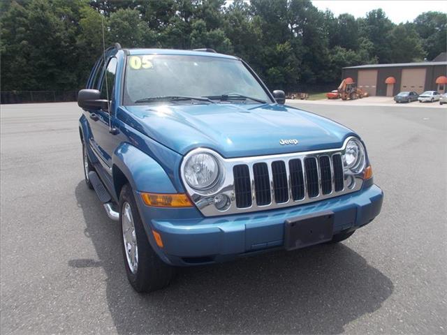 2005 Jeep Liberty Unknown